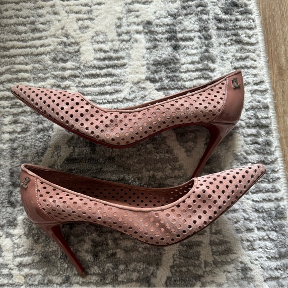 Christian Louboutin Perforated Tan Heels - Picture 3 of 14